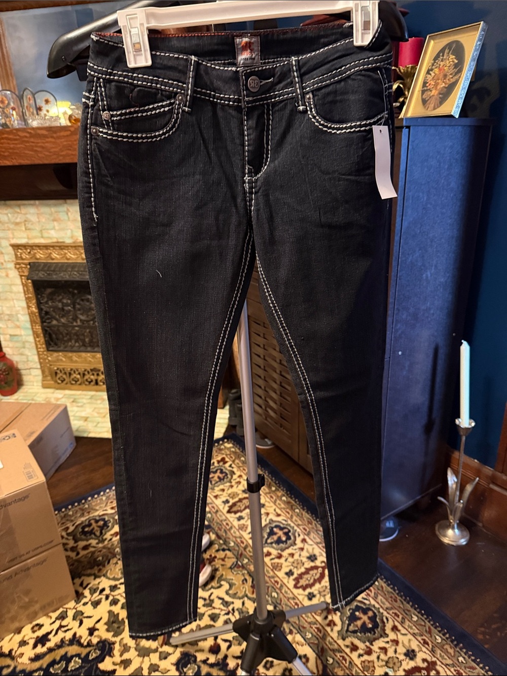 💋 Y2K dead stock RVT denim jean with white stitching